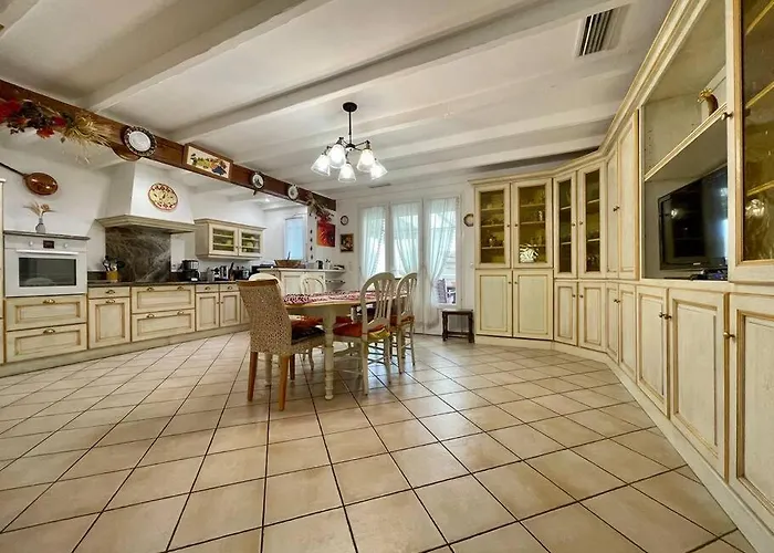 Anatole - Parking Prive - 900m Cite Medievale Villa Carcassonne