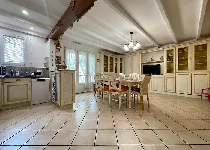 Anatole - Parking Prive - 900m Cite Medievale Villa